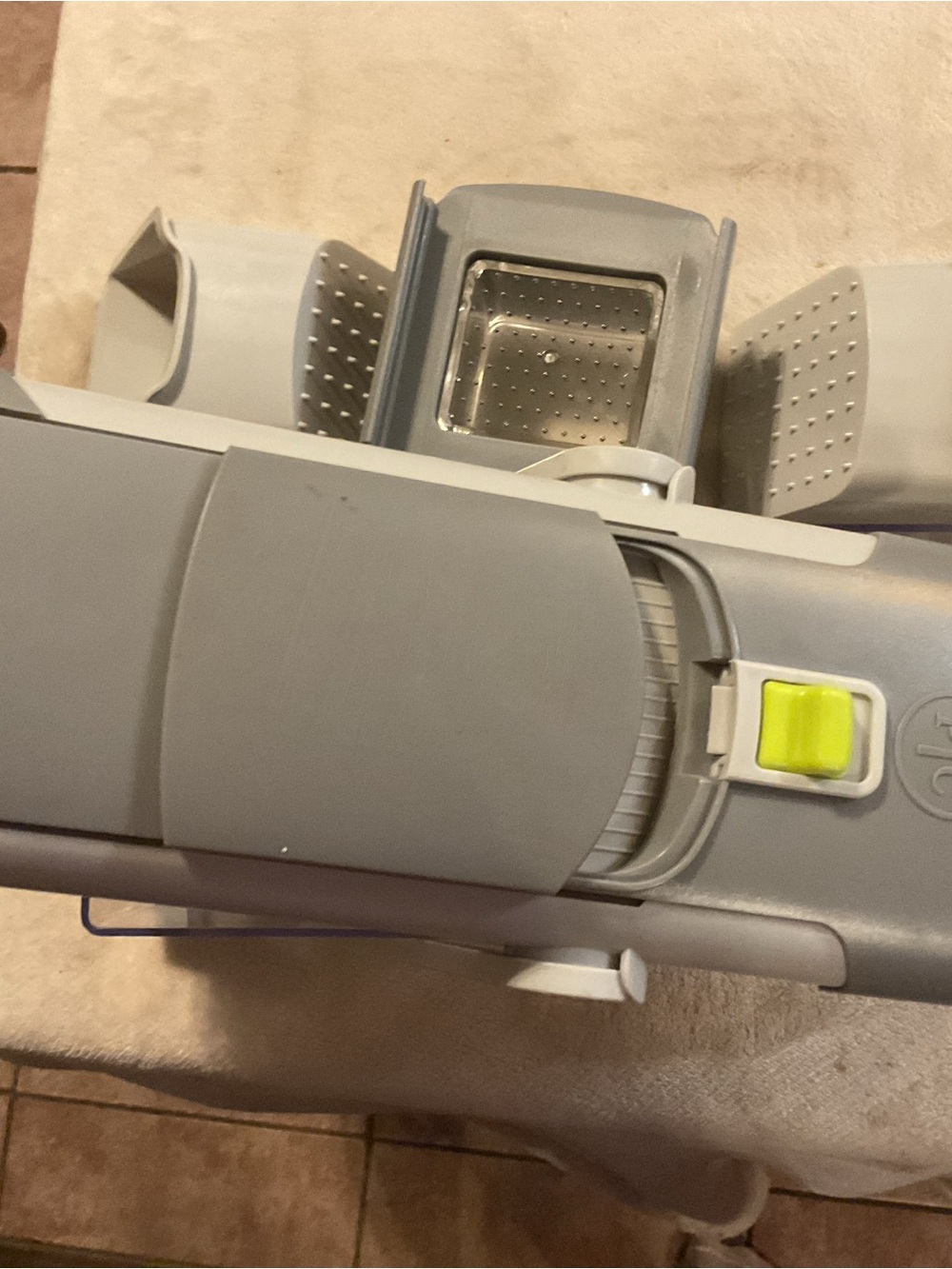 Pampered Chef Upright Mandeline - Picture 5 of 5